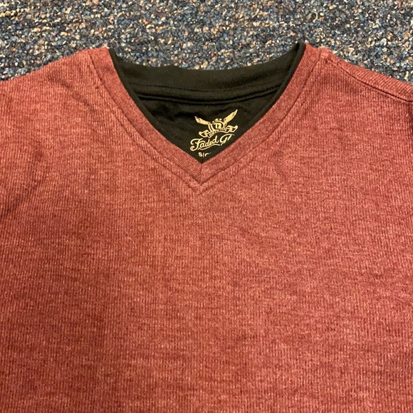 Faded Glory Men’s Maroon Shirt sz. 34-36 - Picture 2 of 3